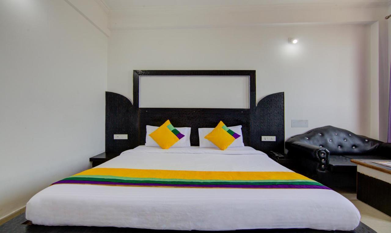 Itsy Hotels Satya Shree Katra  Bagian luar foto
