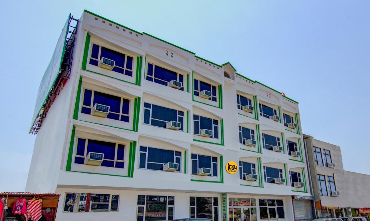 Itsy Hotels Satya Shree Katra  Bagian luar foto