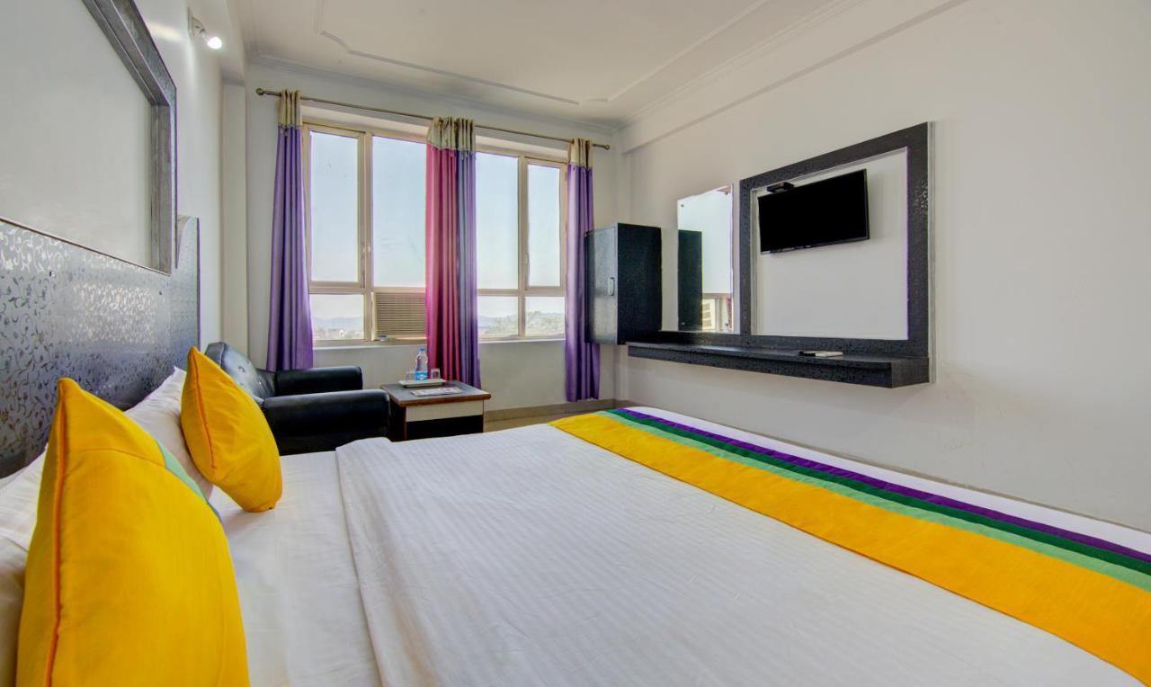 Itsy Hotels Satya Shree Katra  Bagian luar foto